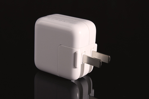 手机充电器输出功率_手机充电器功率最大_手机充电器输入和输出